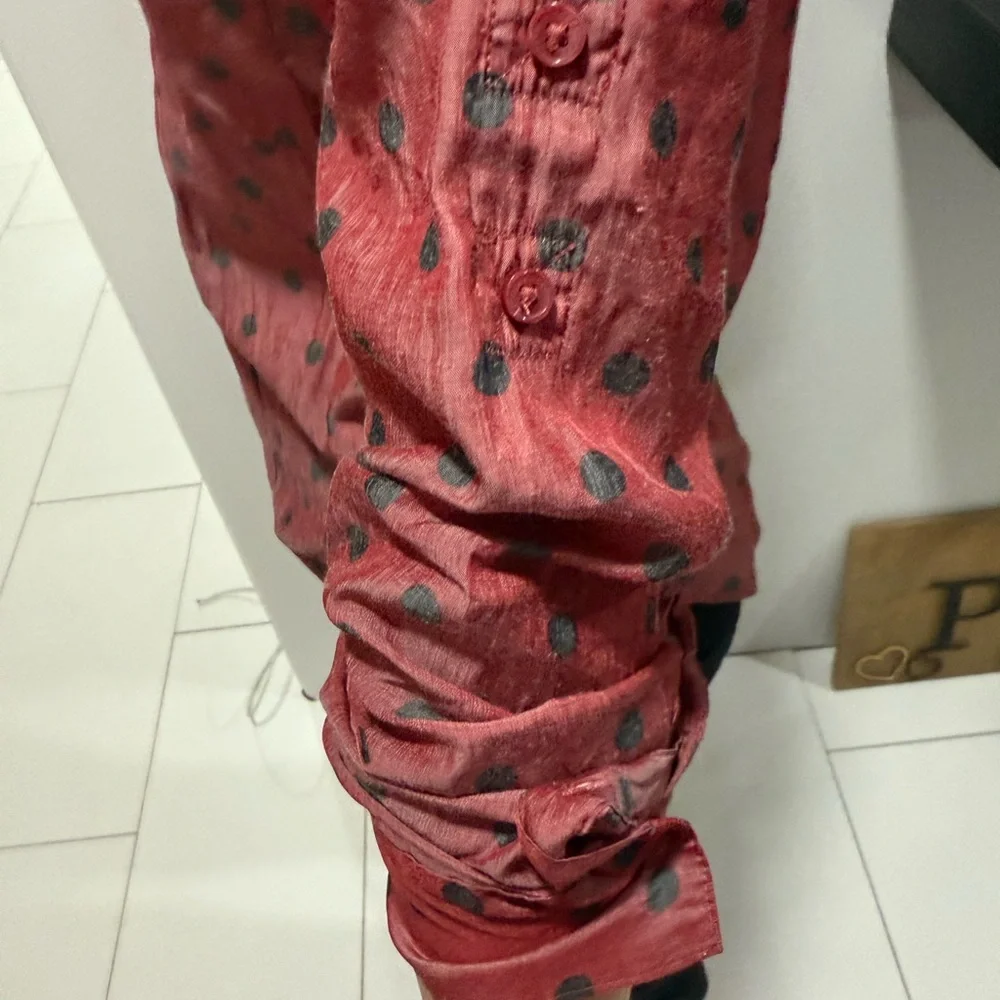 Express Red and Black Patterned Top - Picture 6 of 8